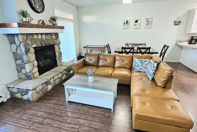 Image de Spacious and Comfy 3-bedroom Home