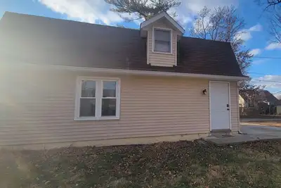 Image de Charming 2-bedroom guest house with WiFi, Ac in Franklin