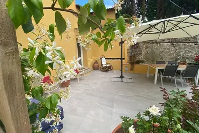 Delightful house with a view of the Florence Charterhouse not far from the city center