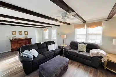 Image de Cozy 3 Bedroom Cottage on farm