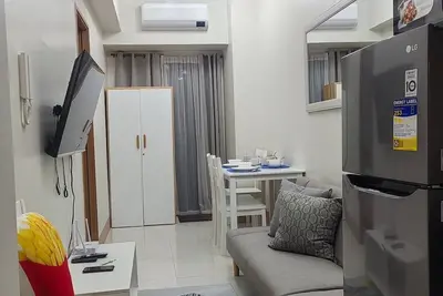 Image de 1 Br unit w/Balcony located in prime location in Pasay mall of Asia near airport