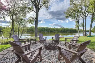 Image de Riverfront Home w/ Private Dock in Wisconsin Dells