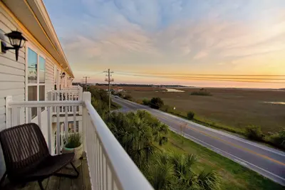 Image de New Listing! Intercoastal Haven at Folly Beach