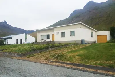 Image de Spacious 4-bedroom villa in charming Súðavík with WiFi