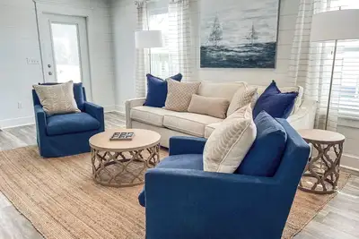 Image de Gulf View! 🌊☀️Steps from beach! ! 3 bedroom 3. 5 bath