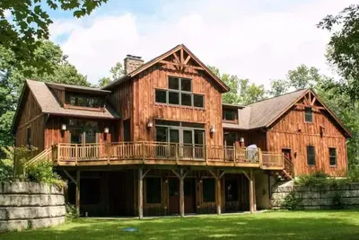 Image de Hudson Valley Lakefront Gem: 6 Bedrooms & Private Waterfront