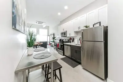 Image de Walk to Bengals, Reds, Free Parking, King Bed, Gym, rooftop