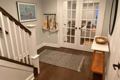Image de 5 Bedroom Home with Elevator