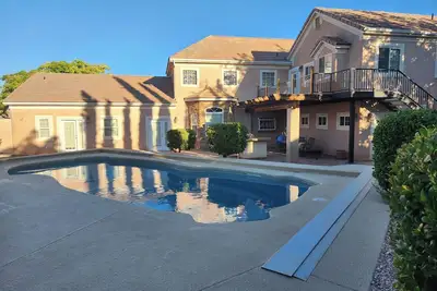 Image de 4-bedroom house with Pool, WiFi and Ac close to Lake Powell and Antelope Canyon.