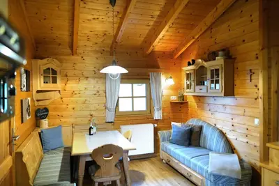 Image de Wooden house - adjacent to the wide meadows