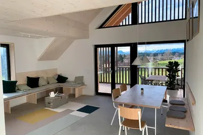 Image de Appartement \"Blanc\" avec vue sur les montagnes, balcon et Wi-Fi