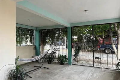 Manzanillo Cozy Stay - Central Location, 10 Mins to the Beach