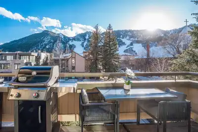 Image de Brand New 2br 2ba - Ac, Location, Views!