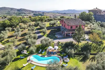 Image de Villa for 23 persons with private garden & pool on the Umbria/Tuscany border