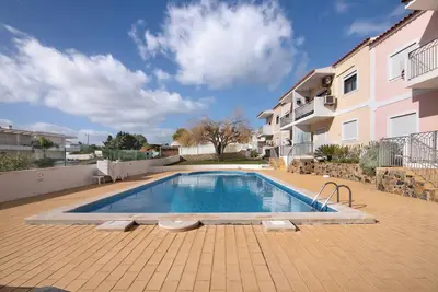 Image de Appartement \"Vista Alegre\" avec piscine partagée, Wi-Fi et climatisation