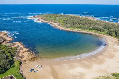 Image de Waves at Boat Harbour, 65 Kingsley Dr - stunning house, fantastic waterviews and dog friendly