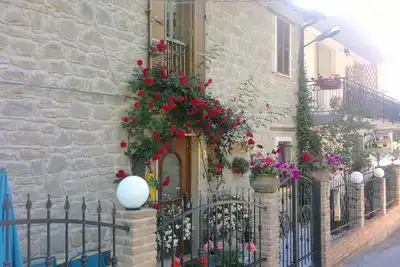 Image de Nestled in the green woods and tranquility of the Marche countryside,