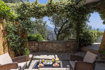 Image de Amore Rentals - Casa Assunta with Parking and Air Conditioning