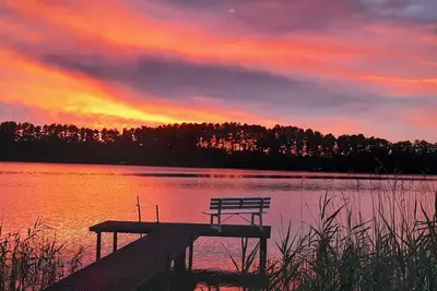 Image de Vacation home 75 m² on the lake with private jetty, near Berlin