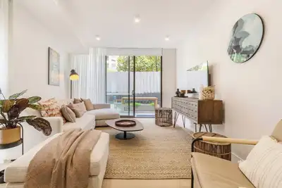 Image de Alexandra Elegance Riverside Living in Style
