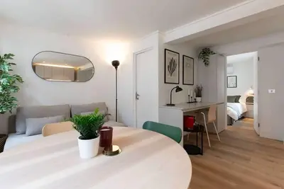 Image de Hom | Depto 2d1b 4pax En Calle Republica, Santiago