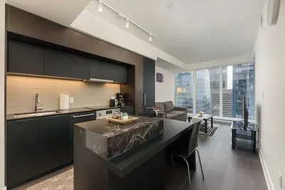 Image de Modern 1 Bdrm Suite - Downtown Montreal!