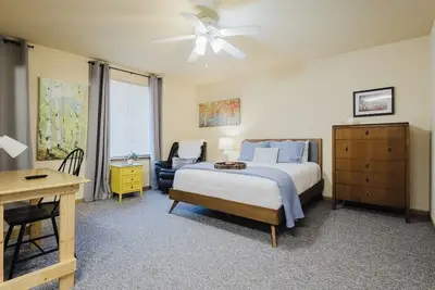 Image de Cozy 1-bedroom with fitness room, WiFi in charming Omaha
