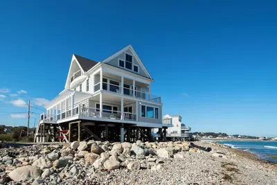 Image de Luxe Oceanfront Retreat w\/ Amazing views! Slps 12