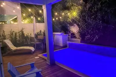 Image de Villa with private plunge pool, boat dock, & amazing sunsets in Islamorada Fl