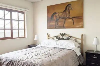 Image de Comfortable 2-bedroom apartment with Natural Light in Cuenca
