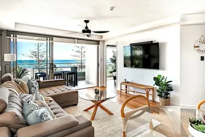 Image de Shara | Stunning Ocean Views and Modern Comfort
