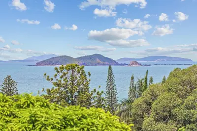 Image de Bungalow on Bright (Bob's) - Boasts captivating island views.