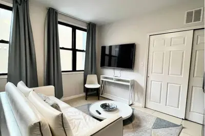 Image de Stylish 2bd apartment in the heart of the City with Prime location!