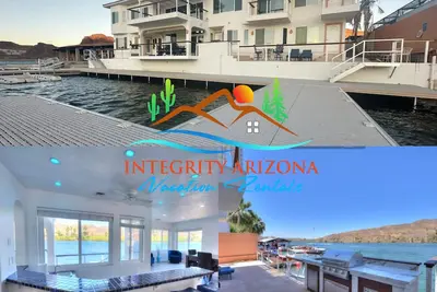 Image de Mega Dock House on the Strip