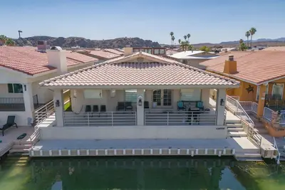 Image de Oceans 11, 60-Ft Dock