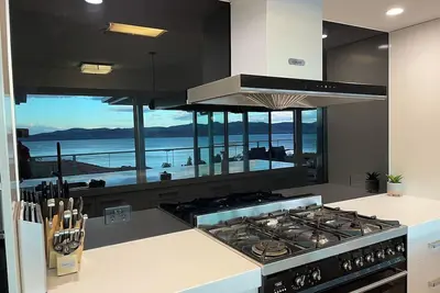 Image de Lipscombe Escape panoramic views luxury and space