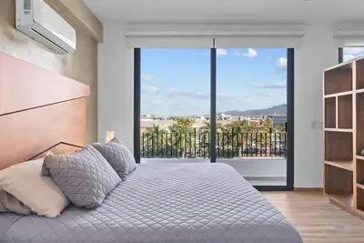 Image de Terra 244 - Centrally Located w Rooftop Pool