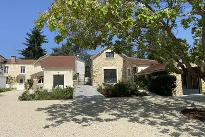 Image de 3 Gîtes de Charme avec Parc Arboré, Proche Paris