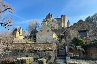 Image de Voûte lovée au pied du Château de Montfort\nFrais en été et douillet en hivers!