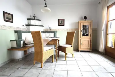 Image de 4-bed apartment NĂĽrburg - Ferienwohnungen Haus Marianne