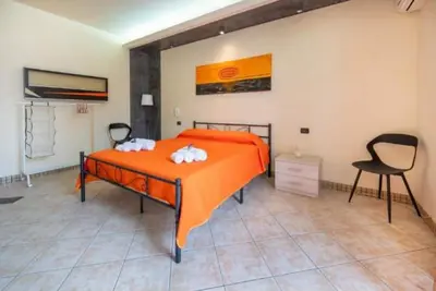 Image de Apartment on the 1st floor in the city - air conditioned - wifi