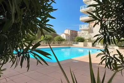 Image de 06ai - Beau studio rénové - vue mer et piscine