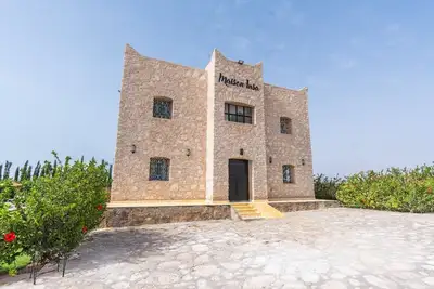 Image de Peaceful family-friendly private villa with pool