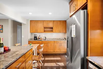 Image de Spacious 4-bedroom house with WiFi in peaceful Renton