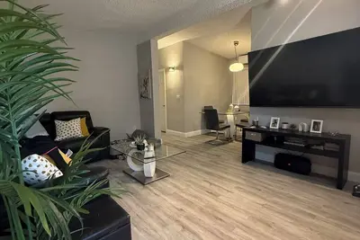 Image de Charming 2-bedroom house with WiFi, in lovely Miami