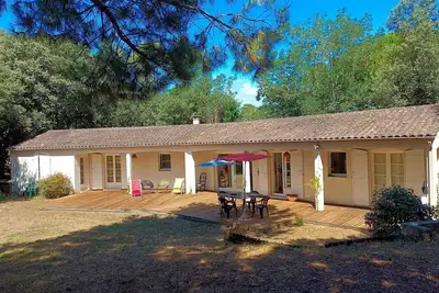 Image de Maison au calme, 150 m de la plage du Platin, grand jardin arboré, St Palais,