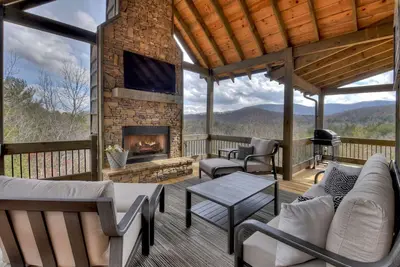 Image de Mtn views, hot tub, pool table