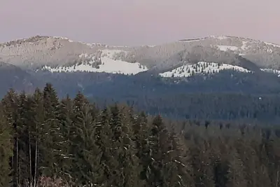 Image de Gîte des Hauts Sapins 4* - 10 pers. \nUn lieu idéal et une atmosphère apaisante.