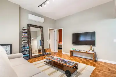 Image de 2br Duplex Penthouse in the heart of Leblon
