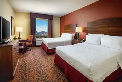Image de Charming Guest Room Perfect for Relaxation Escapes | Near Talking Stick Resort